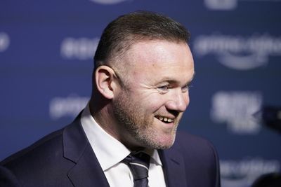 Wayne Rooney believes Manchester United need to give club’s next manager time