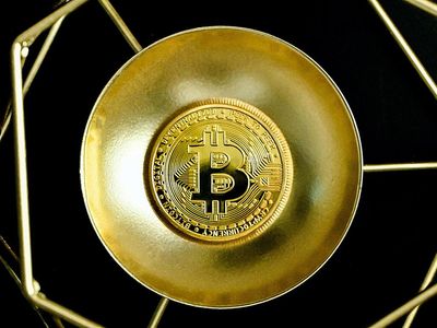 From Russia, With Love: Bitcoin, Ethereum, Dogecoin Buoyant Again On Regulatory Hope And BlackRock Crypto Foray