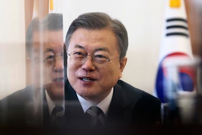 S. Korea's outgoing president calls for US-North Korea talks