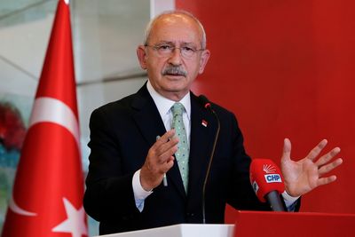 Turkish opposition leader refuses to pay power bill in protest
