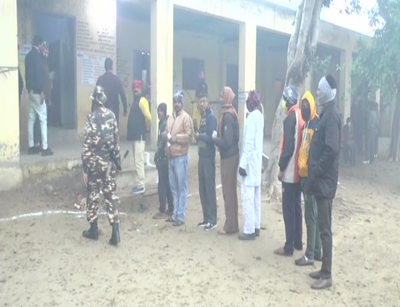Voters reach polling booths despite cold, foggy weather in UP's Aligarh