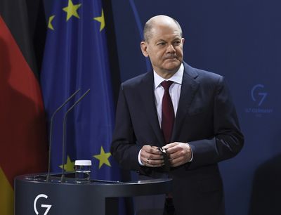 Latest Ukraine updates: Scholz warns Russia of consequences