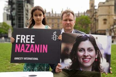 Deal to free Nazanin Zaghari-Ratcliffe fell through but Iran debt should be paid, says minister