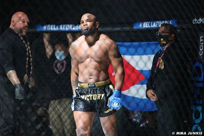 Yoel Romero vs. Melvin Manhoef co-headlines Bellator Paris on May 6