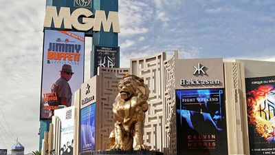 MGM Stock Falls From Near Buy Point After Earnings Crush, Las Vegas Booms