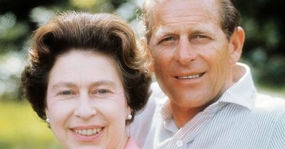 Queen and Philip forced to retake wedding photos on honeymoon after awkward mistake