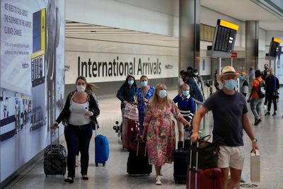 Arrival testing ends for fully vaccinated travellers to the UK