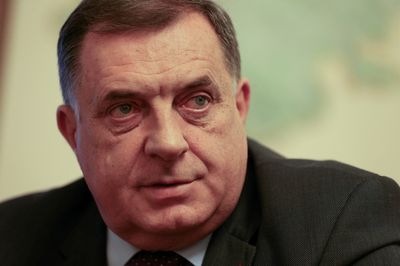 Bosnian Serb region to form parallel legal body; West warns of violations