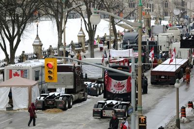 Canada truckers block new border crossing, fuel copycat protests