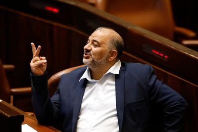 Arab party leader in Israel rejects 'apartheid' label