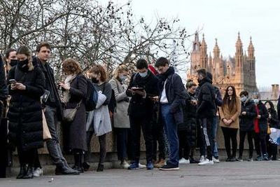 Covid: More than quarter of young adults still unvaccinated in some London boroughs