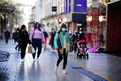 Covid passes and need for face coverings in some venues to be scrapped in Wales