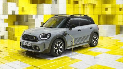 2023 Mini Models Getting Resolute, Untold, And Untamed Editions