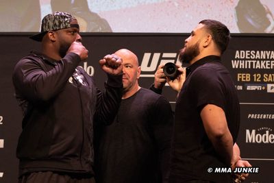 UFC 271 faceoff: Derrick Lewis, Tai Tuivasa show respect during press conference staredown