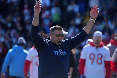 Titans Mike Vrabel earns AP NFL Coach of the Year honors