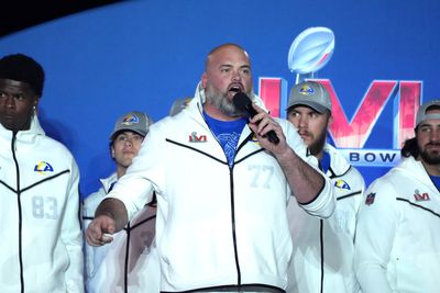 Rams Andrew Whitworth earns Walter Payton Man of the Year Award