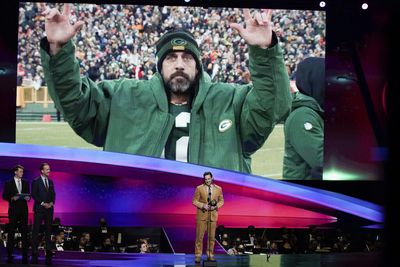 Watch: Packers QB Aaron Rodgers wins MVP at NFL Honors