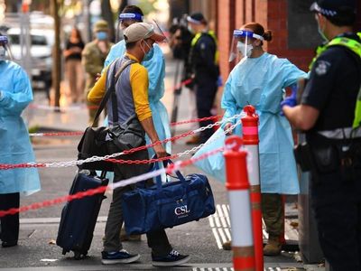 Vic quarantine hotels to close, hub opens