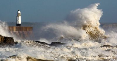 Met Eireann issue double weather warning for five counties as stormy conditions bash Ireland