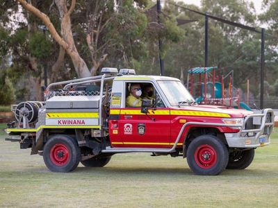 Three WA emergency bushfire warnings