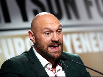 Tyson Fury explains how Dillian Whyte can beat him in heavyweight title fight