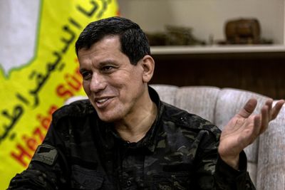 U.S.-allied Kurdish commander warns of growing IS threat