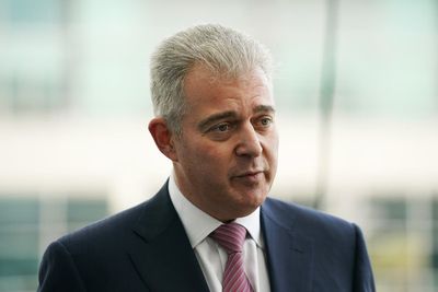 Brandon Lewis: Unionists should return to powersharing after Stormont elections