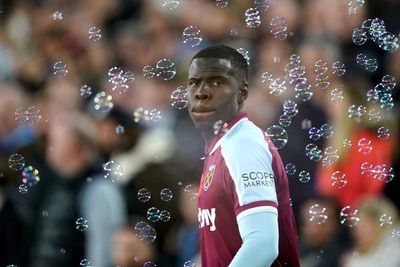 David Moyes: Kurt Zouma available for West Ham selection against Leicester