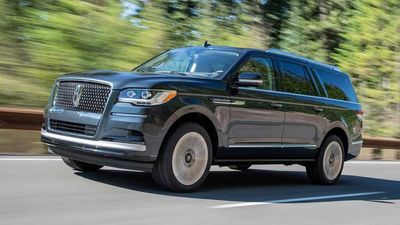 Lincoln Planning At Least 5 EVs, Includes Navigator Equal: Report