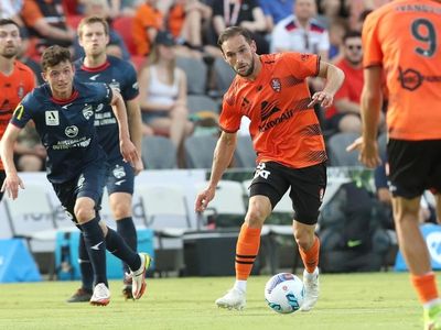 Roar milestone man up for ALM Bulls fight
