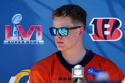 Joe Burrow, eyeing a Lombardi, left his CPOTY trophy on the table