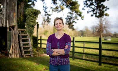 ‘Welcome to England. How are you doing?’: the artist who holds out a hand to refugees