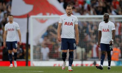 Harry Kane single-handedly offers glimmer of light amid gloom at Spurs