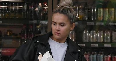 Molly-Mae Hague goes make-up free as she has a porridge pit-stop in grey joggers