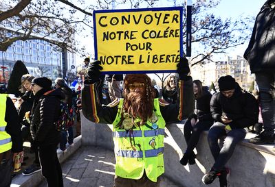 France: Police fire tear gas to stop advance of ‘Freedom Convoy’
