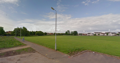 Thug leaves man with serious face injuries after attacking him with weapon on Scots street