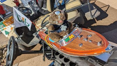 Best job at the WM Phoenix Open? It might be the guy driving the remote control boat