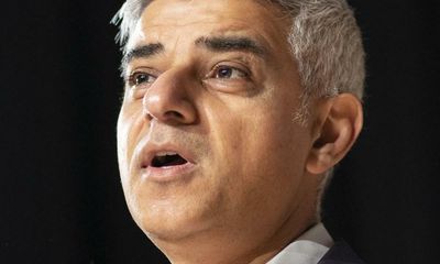 Sadiq Khan pledges to end toxic culture at Met police and signals showdown with Priti Patel