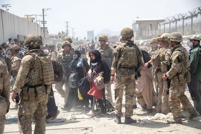 Foreign Office must learn from ‘chaos’ of Kabul in assisting Ukraine – Labour