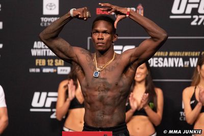 UFC 271 results: Israel Adesanya outpoints Robert Whittaker, retains title in rematch