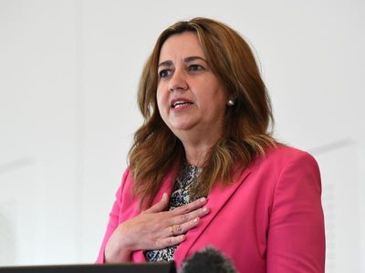 Qld premier fires back at integrity claims