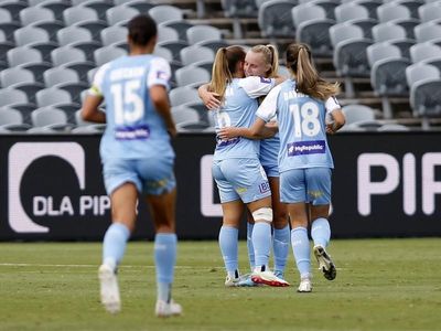 Ominous City see off Glory in ALW