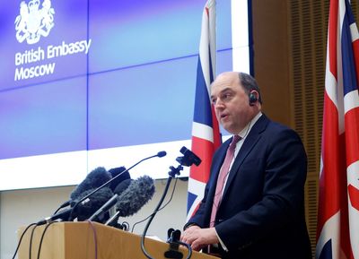 British defence minister cancels holiday as Ukraine crisis deepens