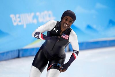 No slip this time: Jackson wins Olympic speedskating gold