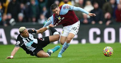 Arsenal fans make Gabriel Martinelli sending off point amid Joelinton incident vs Aston Villa