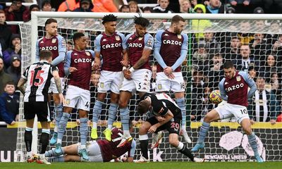 Trippier injury fears after free-kick earns Newcastle win against Aston Villa