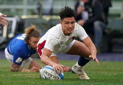 Marcus Smith stars as England register bonus-point victory over Italy in Rome