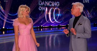 Dancing On Ice fans accuse Phillip of 'condescending dig' at replacement Stephen Mulhern