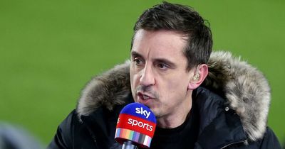 Gary Neville claims he knows Man Utd stars behind "disgusting" dressing room leaks