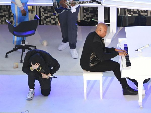 Halftime Review: Dre, Snoop and friends deliver epic show